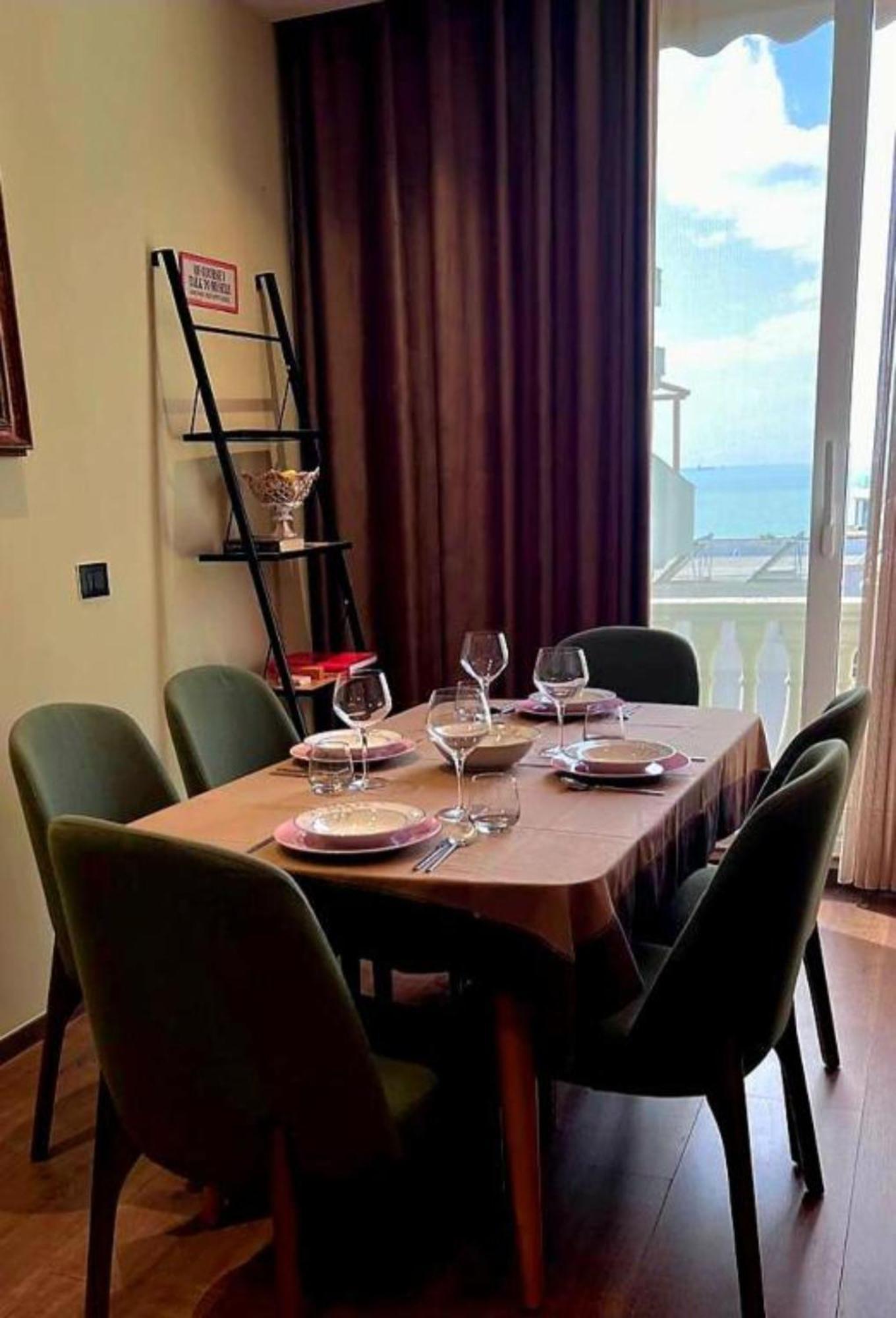 Paradise Rooftop Appartement Golem (Tirana)