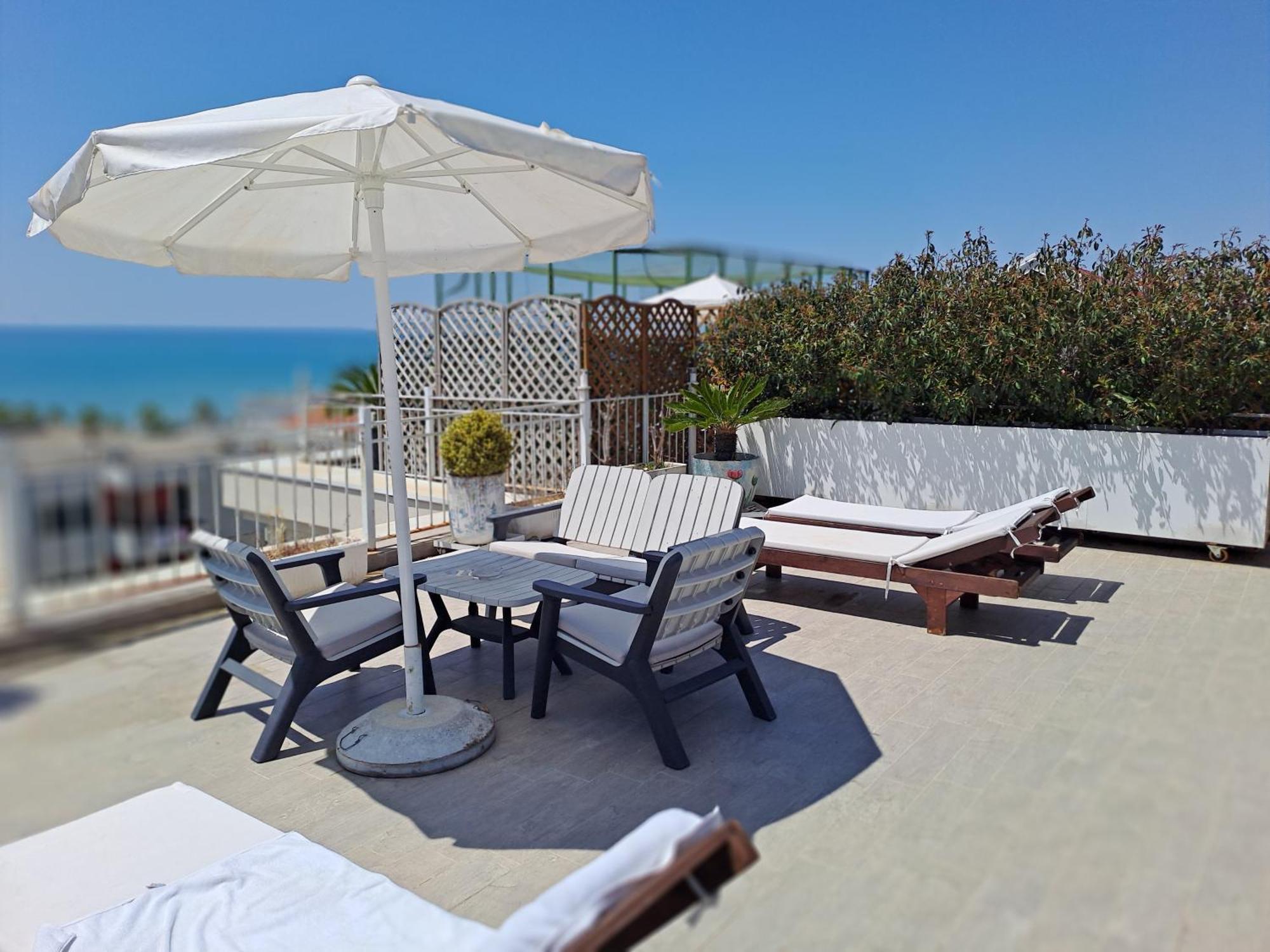 Appartement Paradise Rooftop Golem (Tirana)