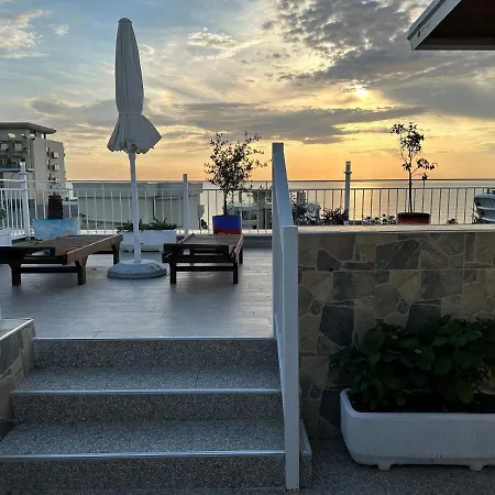Paradise Rooftop Golem Golem  Esterno foto