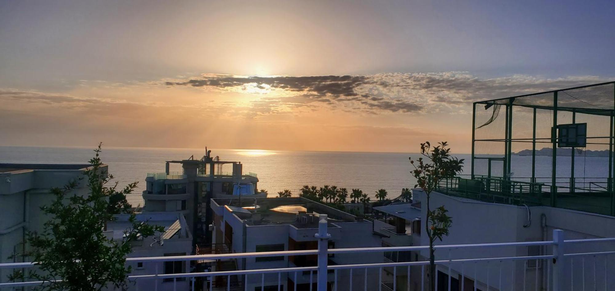 Paradise Rooftop Golem Appartamento