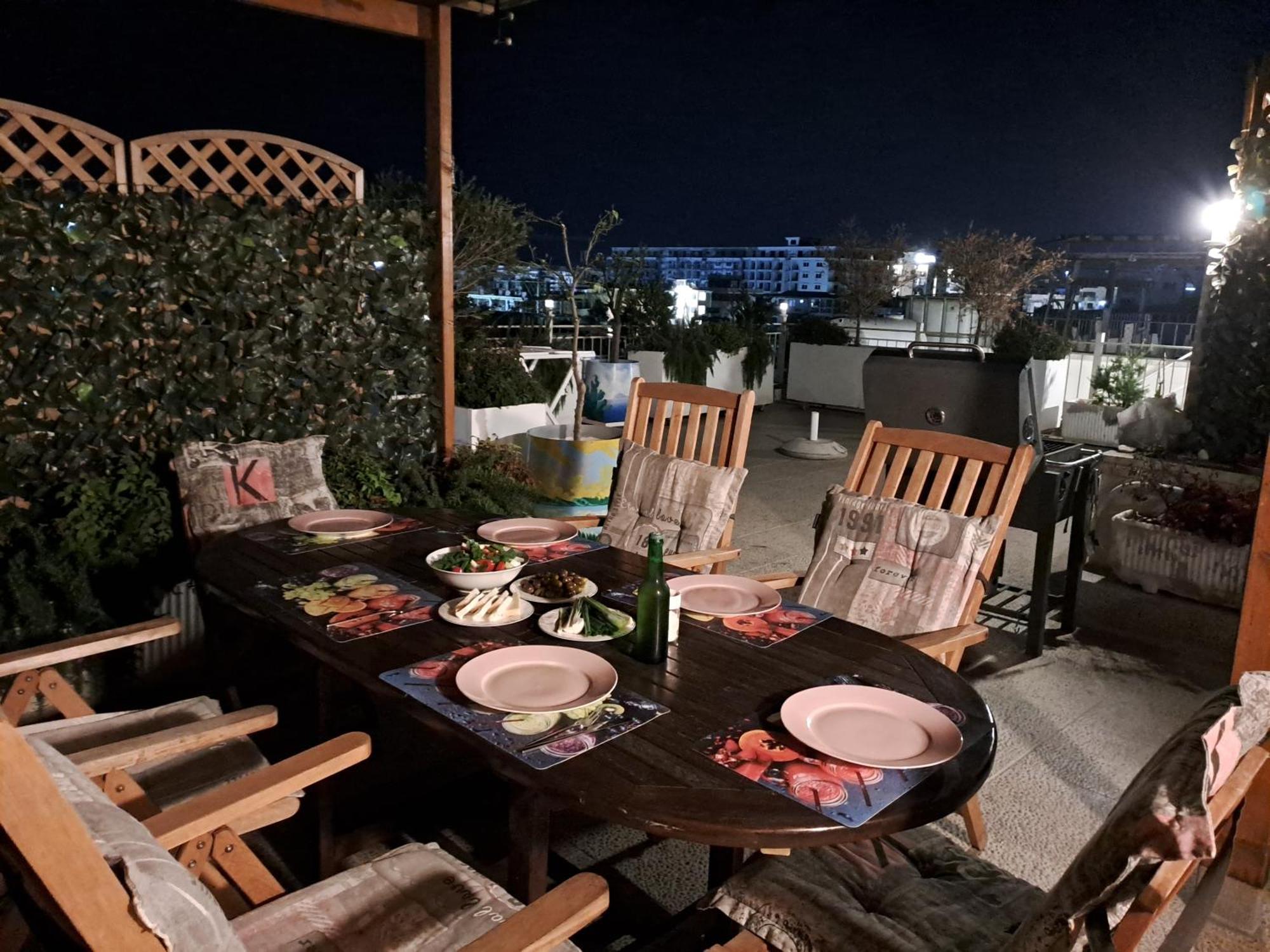 Paradise Rooftop